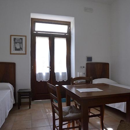 Bed and Breakfast Casa del Geco Paestum Exterior foto