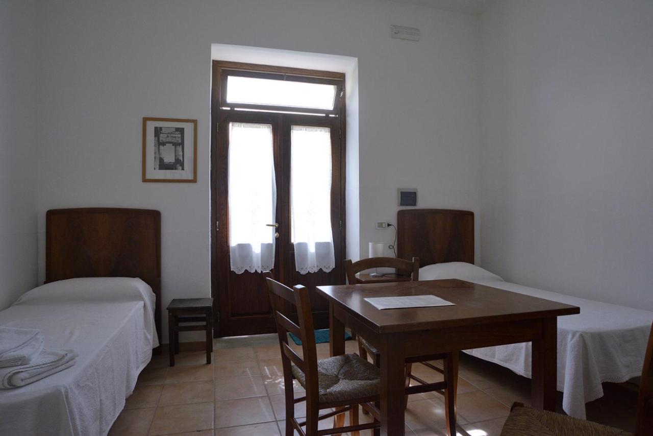 Bed and Breakfast Casa del Geco Paestum Exterior foto