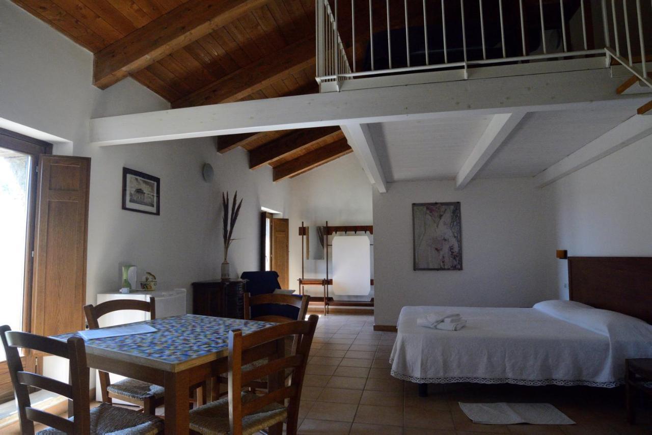 Bed and Breakfast Casa del Geco Paestum Exterior foto
