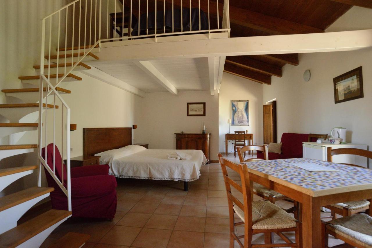 Bed and Breakfast Casa del Geco Paestum Exterior foto