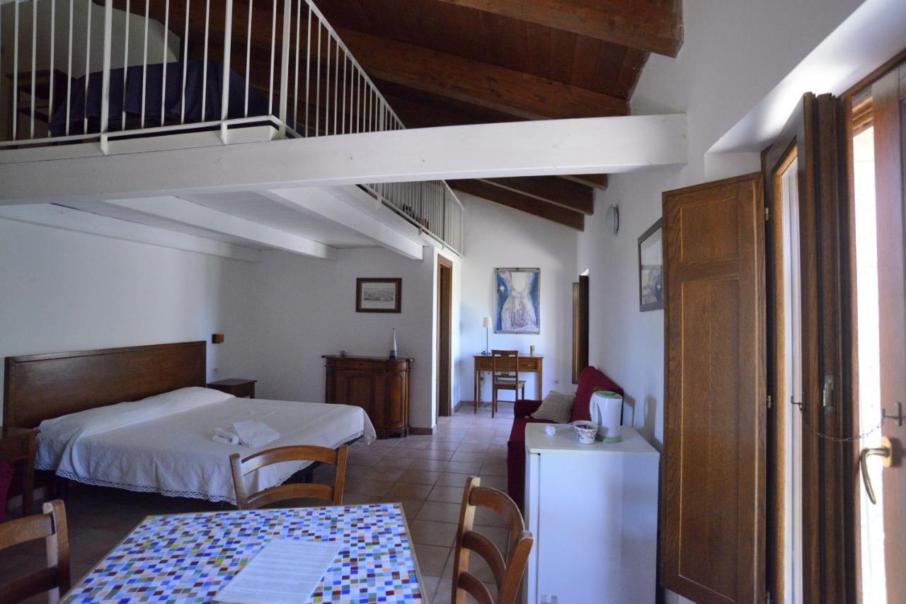 Bed and Breakfast Casa del Geco Paestum Exterior foto